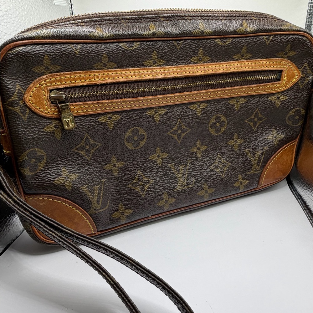 Louis Vuitton Brown Monogram compiegne Bag